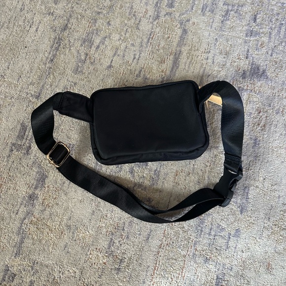 UTO Black Fanny Pack/Crossbody - Picture 3 of 3